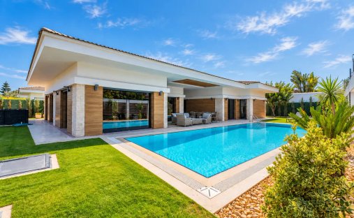 Casa a Distretto di Çeşme, Smirne, Turchia 1