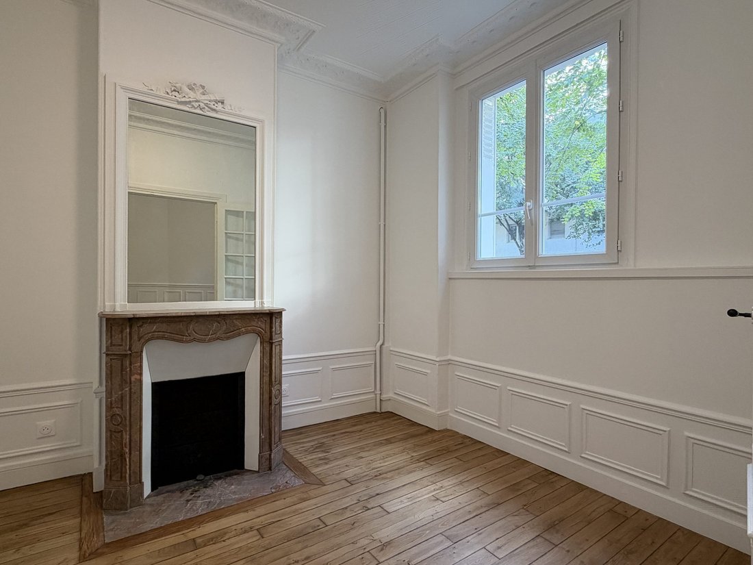 Apartment in Mouton Duvernet, Paris 14e Arrondissement, Paris 4 - 19076674