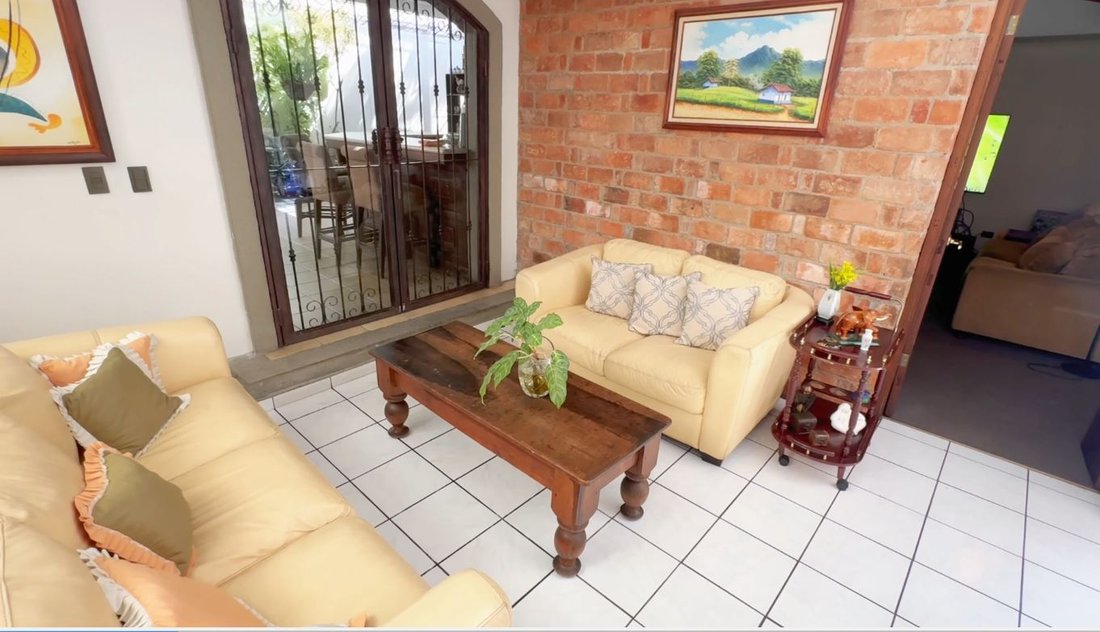 House in San Antonio de Coronado, San José Province, Costa Rica 4 - 19083039