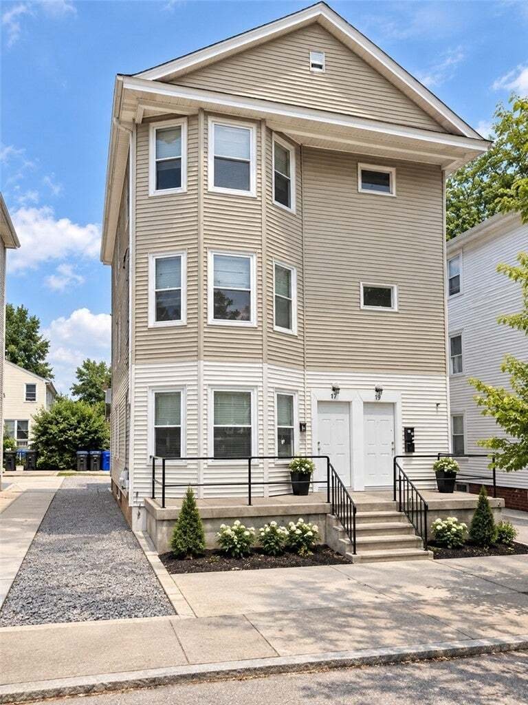 Andere in Providence, Rhode Island, Vereinigte Staaten 1 - 19085695