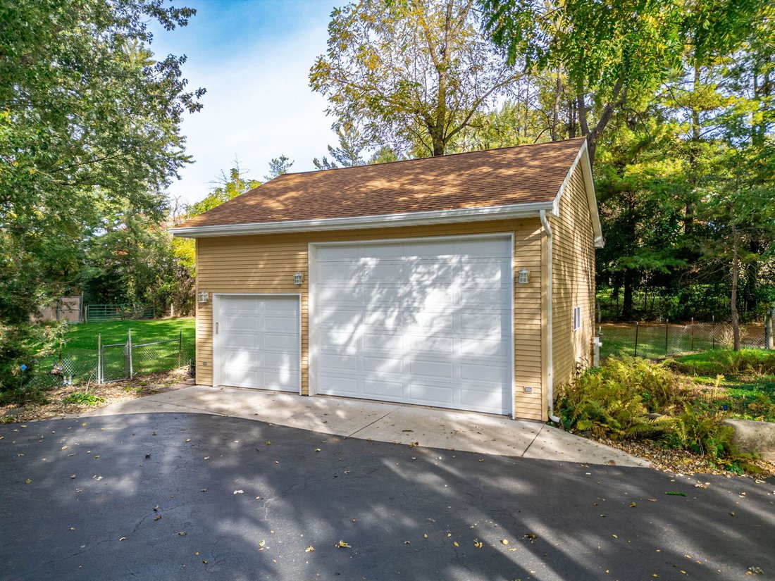 House in Johnsburg, Illinois, United States 3 - 19081133