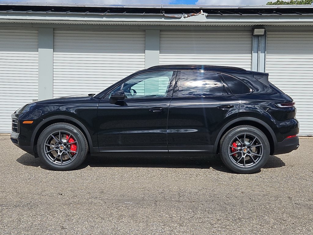 Suv in Stratham, NH, United States 2 - 18801375