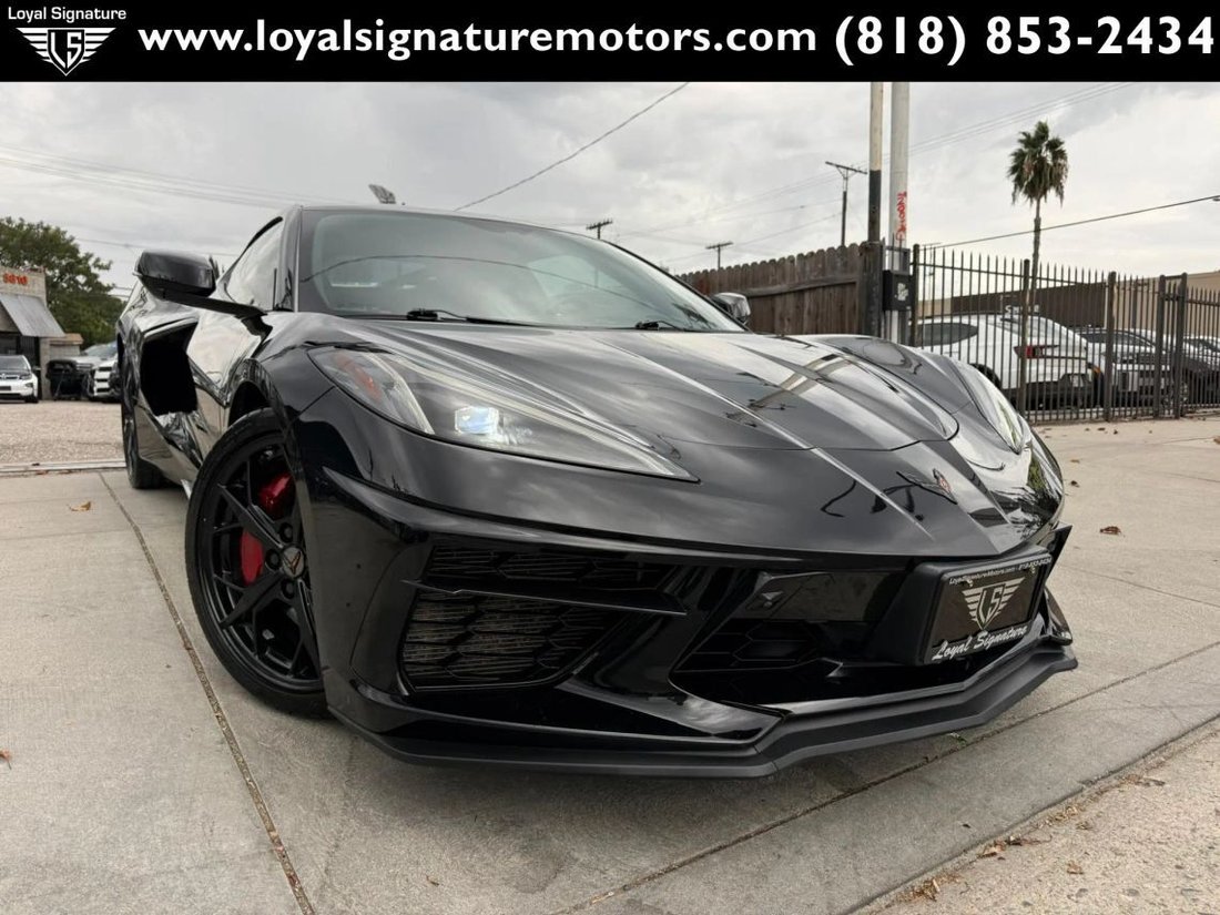 Coupe in Van Nuys, CA, United States 1 - 19084099
