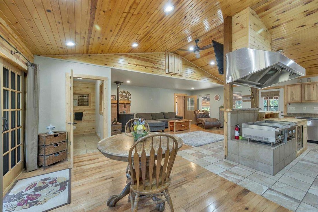 House in Crivitz, Wisconsin, United States 3 - 19085740