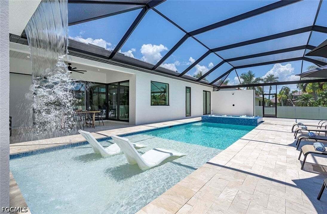 Casa a Cape Coral, Florida, Stati Uniti 3 - 19085701
