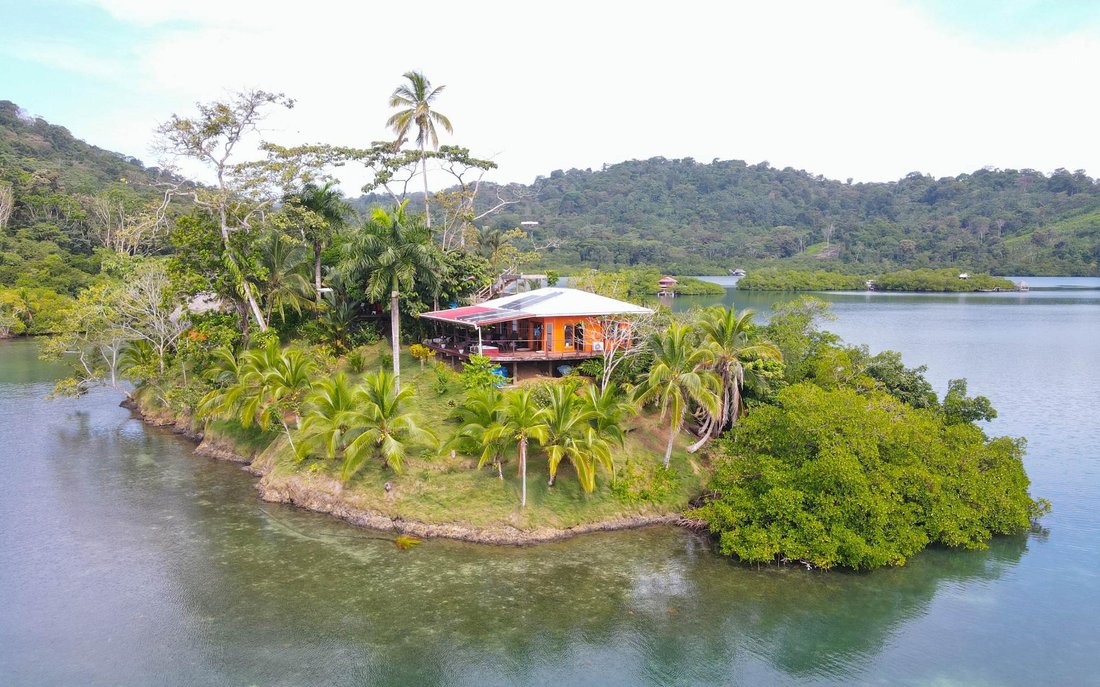 House in Cauchero, Bocas del Toro Province, Panama 1 - 19077138