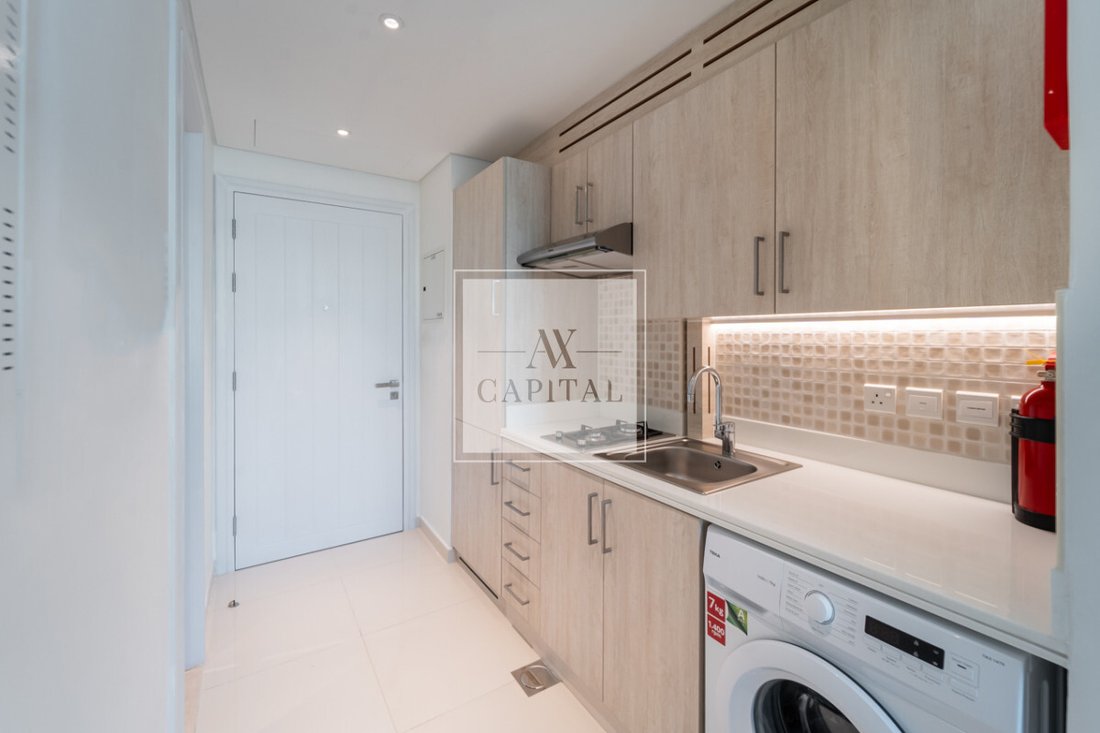 Apartment in Jumeirah Beach Residence, Dubai, United Arab Emirates 5 - 19079449