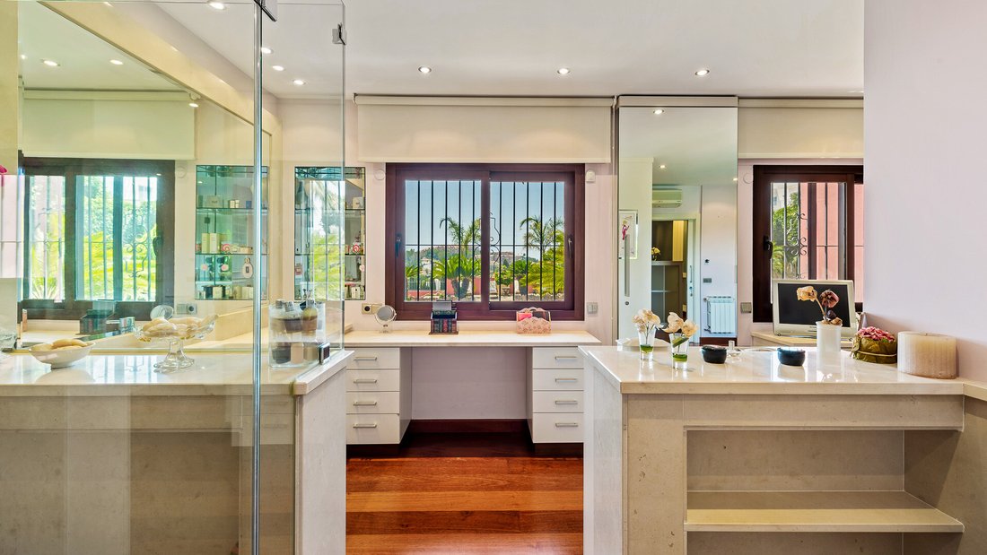Villa en Nueva Andalucía, Marbella, España 5 - 19083008