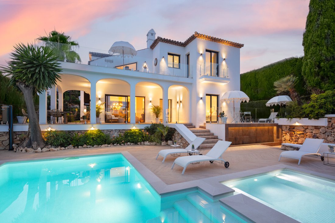 Villa en Nueva Andalucía, Marbella, España 2 - 19083036