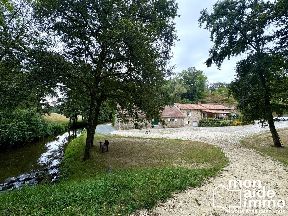 House in Saint-Romain-et-Saint-Clement, Nouvelle-Aquitaine, France 4 - 19076534