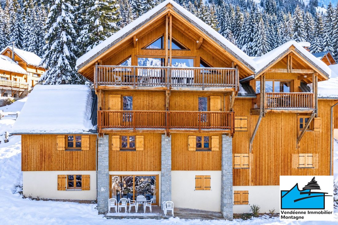 Chalet in Oz, Auvergne-Rhône-Alpes, France 1 - 19076671