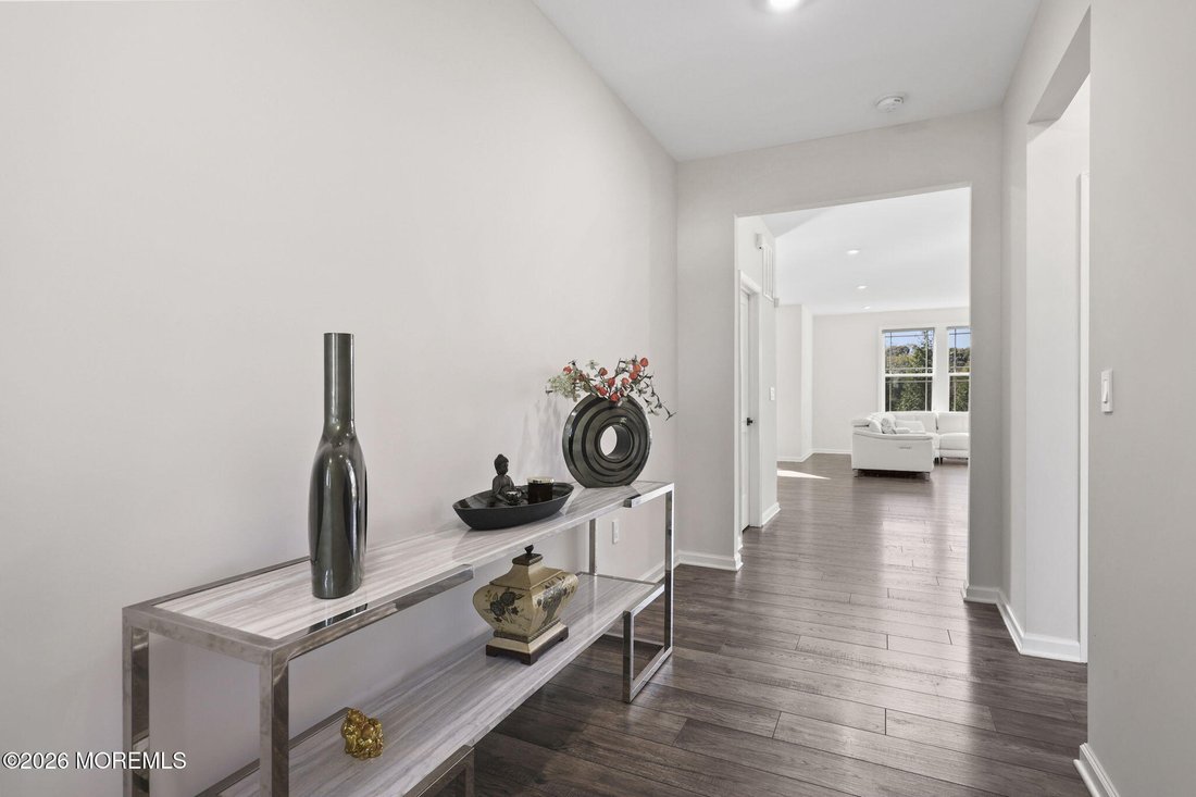 House in Marlboro Township, New Jersey, United States 4 - 19080725