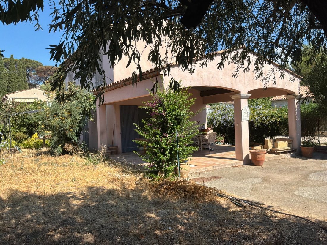Maison à Nartelle-Noyer-Bellevue-bd des Sardinaux, Sainte-Maxime, France 1 - 19079452