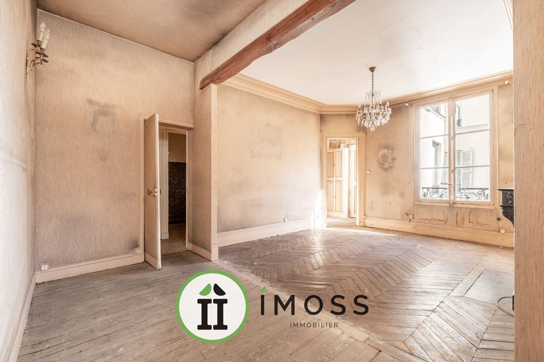 Apartment in Saint Gervais, Paris 4e Arrondissement, Paris 4 - 19082419