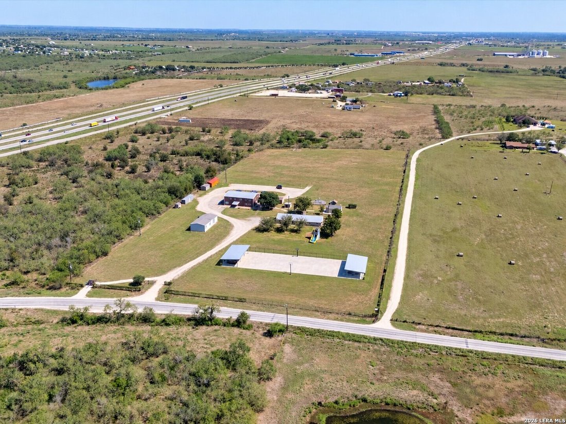 Haus in Seguin, Texas, Vereinigte Staaten 1 - 19079616