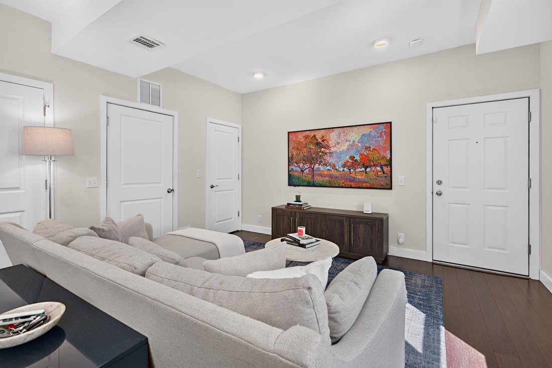 Condo in Jersey City, New Jersey, United States 2 - 19079998