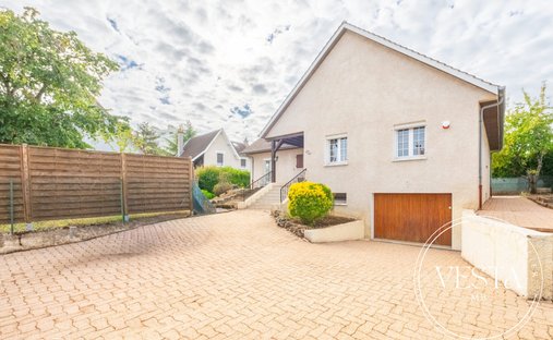 House in Vieux Talant-Clinique, Talant, France 1