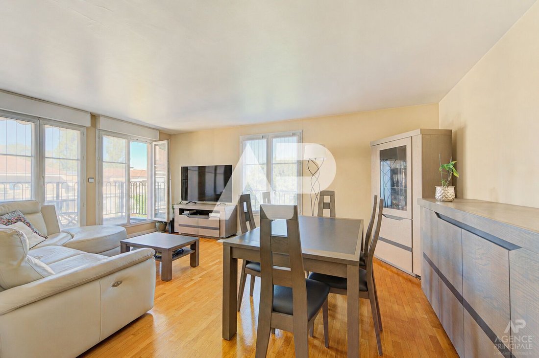 Appartement à Centre Ville, Rueil-Malmaison, France 3 - 19079299