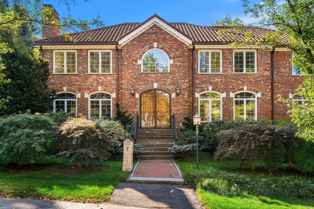 House in Brookline, Massachusetts, United States 2 - 19076773