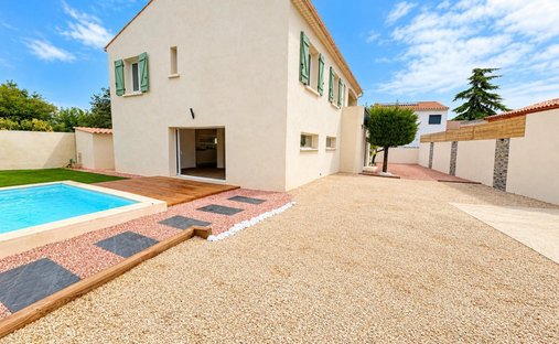 Maison à Ecarts, Velaux, France 1