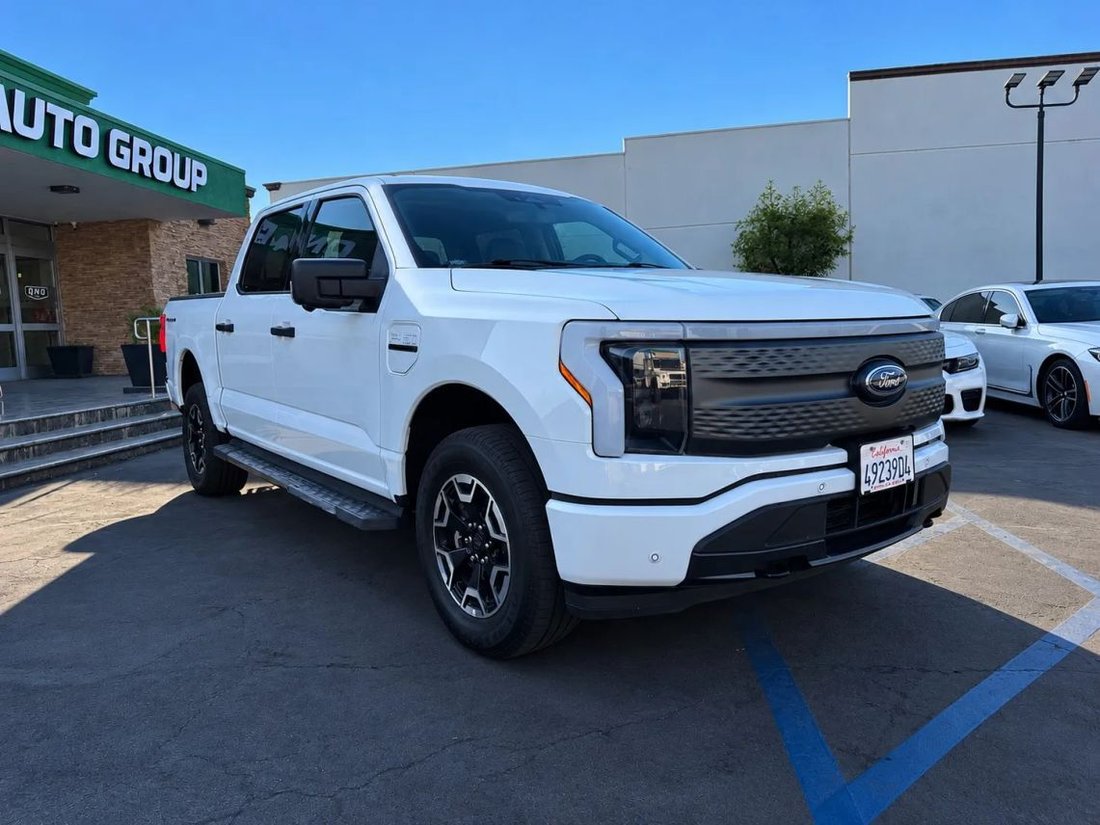 Pickup in Ontario, CA, United States 2 - 19058350
