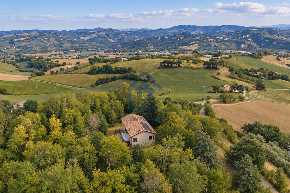 Villa à Meldola, Émilie-Romagne, Italie 2 - 19076126