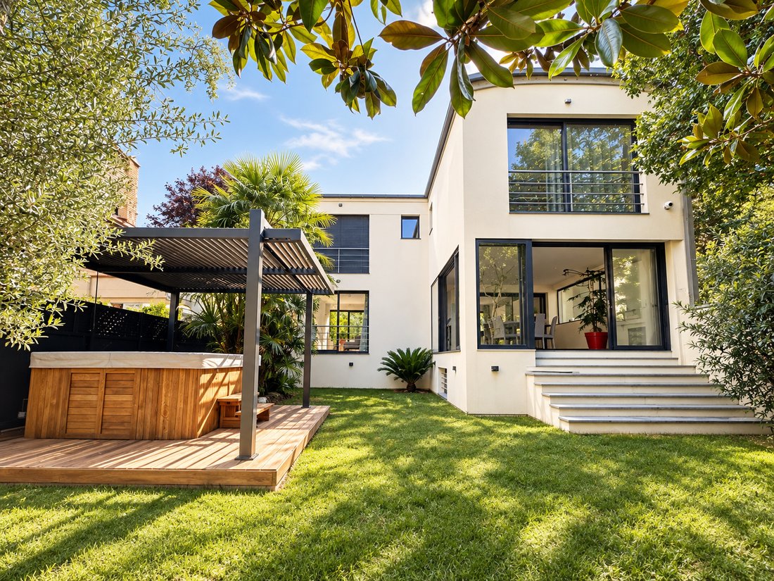 House in Ledru Rollin, Le Perreux-sur-Marne, France 1 - 19077281