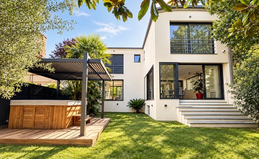 House in Ledru Rollin, Le Perreux-sur-Marne, France 1