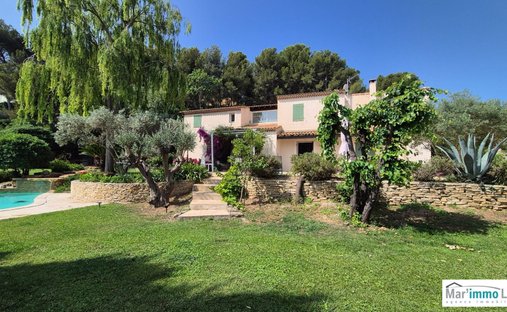 Villa en Saint-Mitre-les-Remparts, Provenza-Alpes-Costa Azul, Francia 1