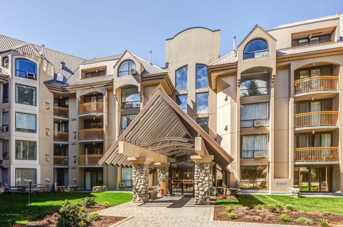 Condominio en Whistler, Columbia Británica, Canadá 1 - 19077407