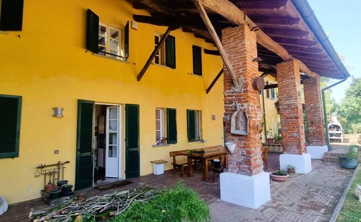 Pieve Emanuele, Lombardei, Italien 1