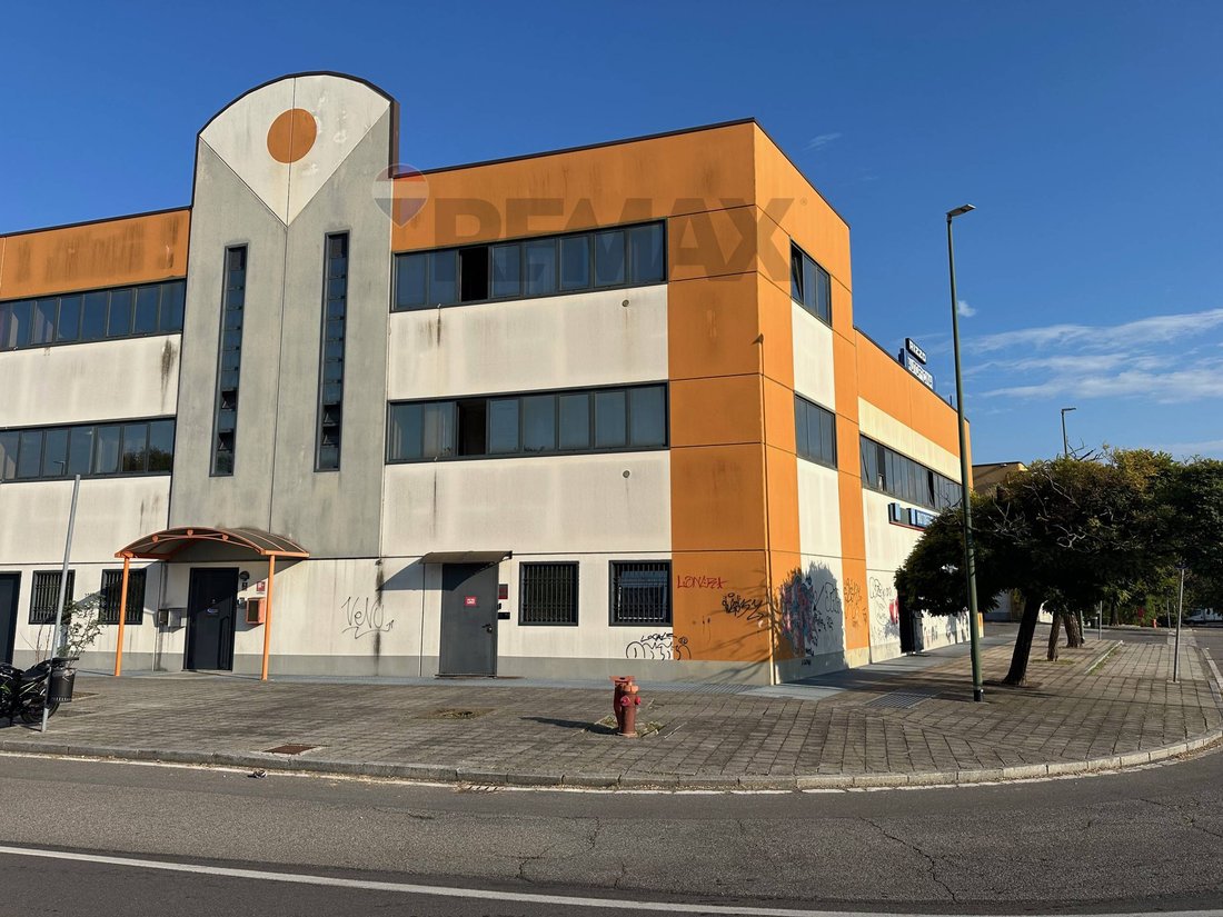 Autres à Centro, Sesto San Giovanni, Lombardie 3 - 19076196