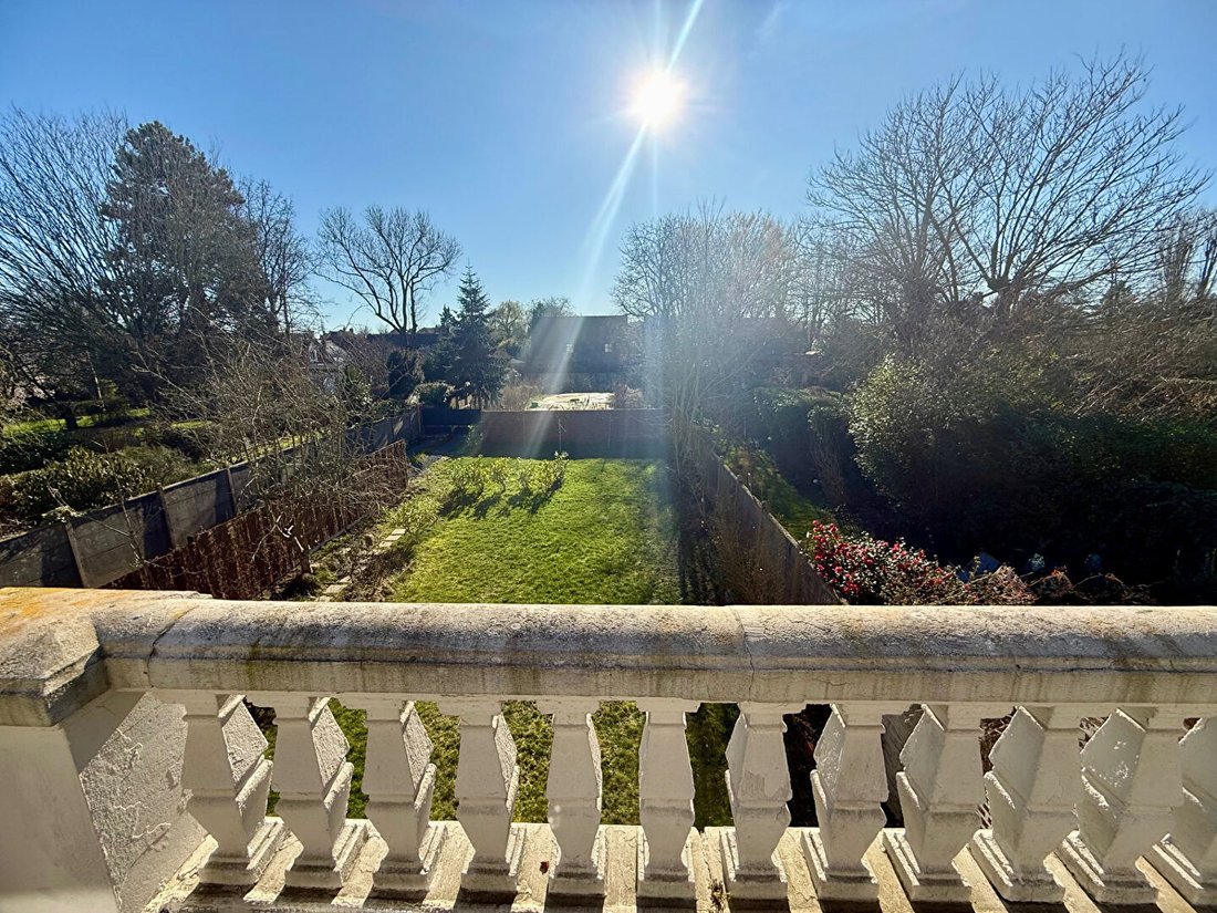 Villa in La Roche-sur-Yon, Pays de la Loire, France 2 - 19080219