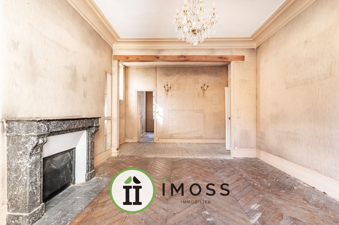 Apartment in Saint Gervais, Paris 4e Arrondissement, Paris 2 - 19082419