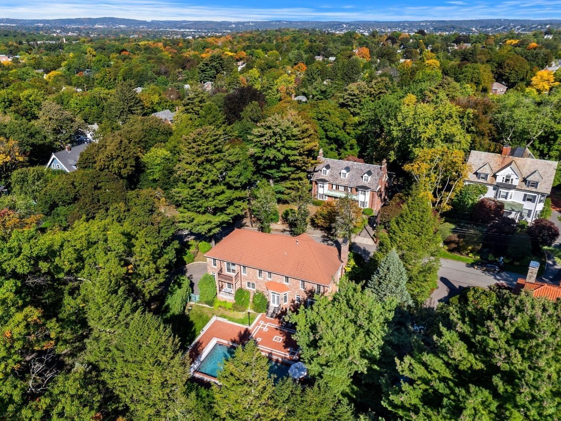 House in Brookline, Massachusetts, United States 4 - 19076773