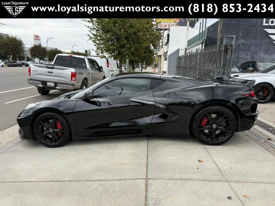 Coupe in Van Nuys, CA, United States 4 - 19084099
