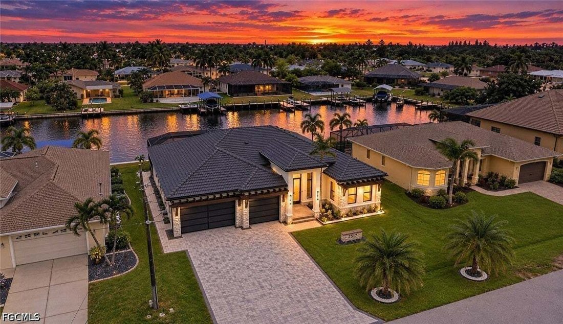 House in Cape Coral, Florida, United States 1 - 18768403
