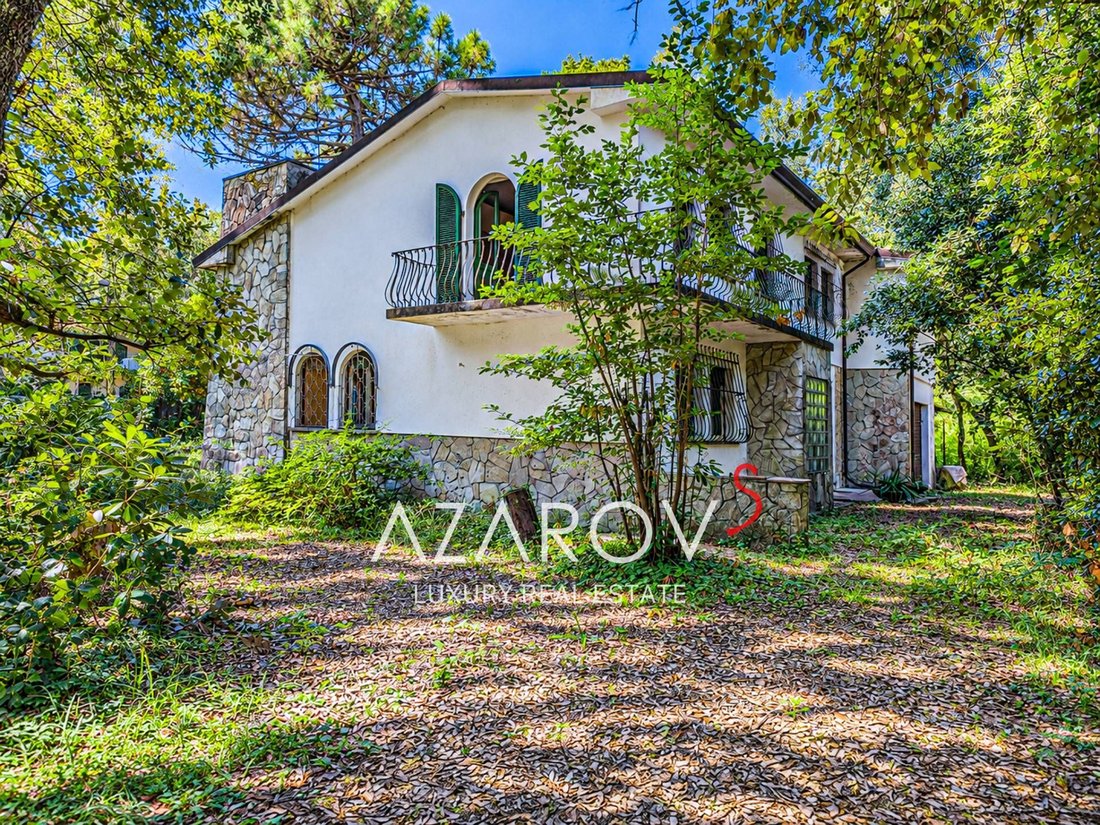 Villa à Marina di Massa Centre, Massa, Italie 2 - 19078970