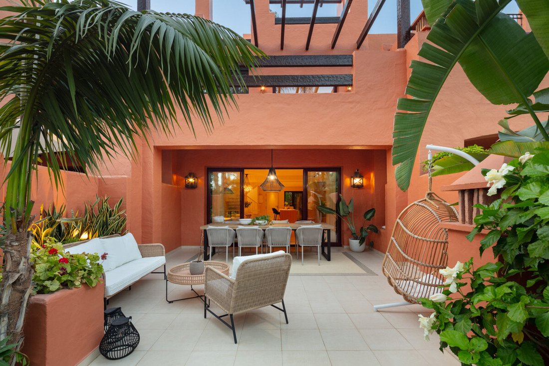 Maison de ville à Marbella, Andalousie, Espagne 3 - 19082602