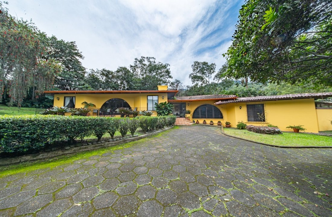 House in San Antonio, San José Province, Costa Rica 1 - 19080071