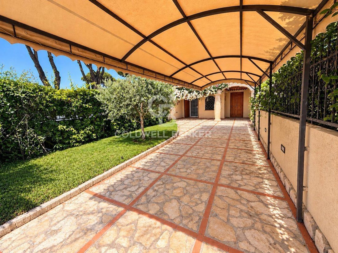 Villa en San Felice Circeo, Lacio, Italia 1 - 19076198