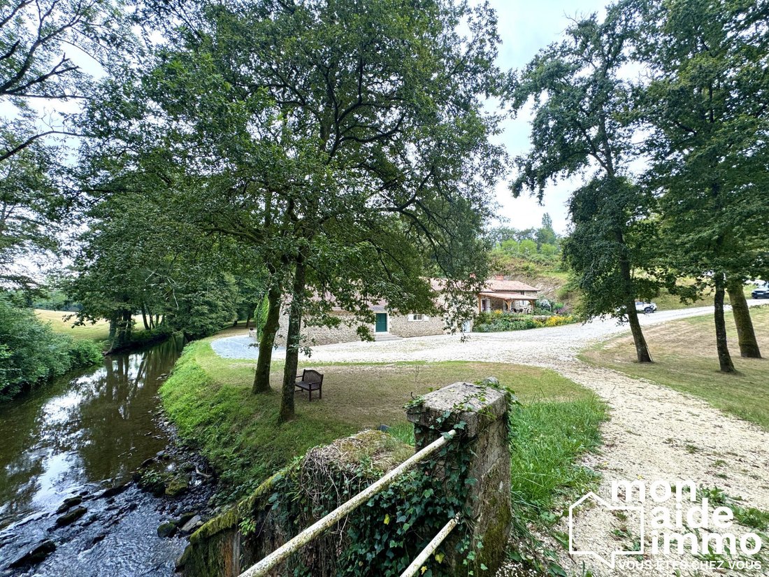 House in Saint-Romain-et-Saint-Clement, Nouvelle-Aquitaine, France 5 - 19076534