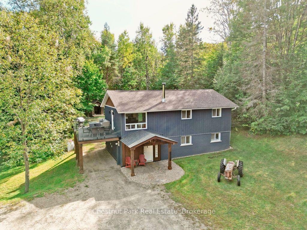 House in Huntsville, Ontario, Canada 1 - 19077752