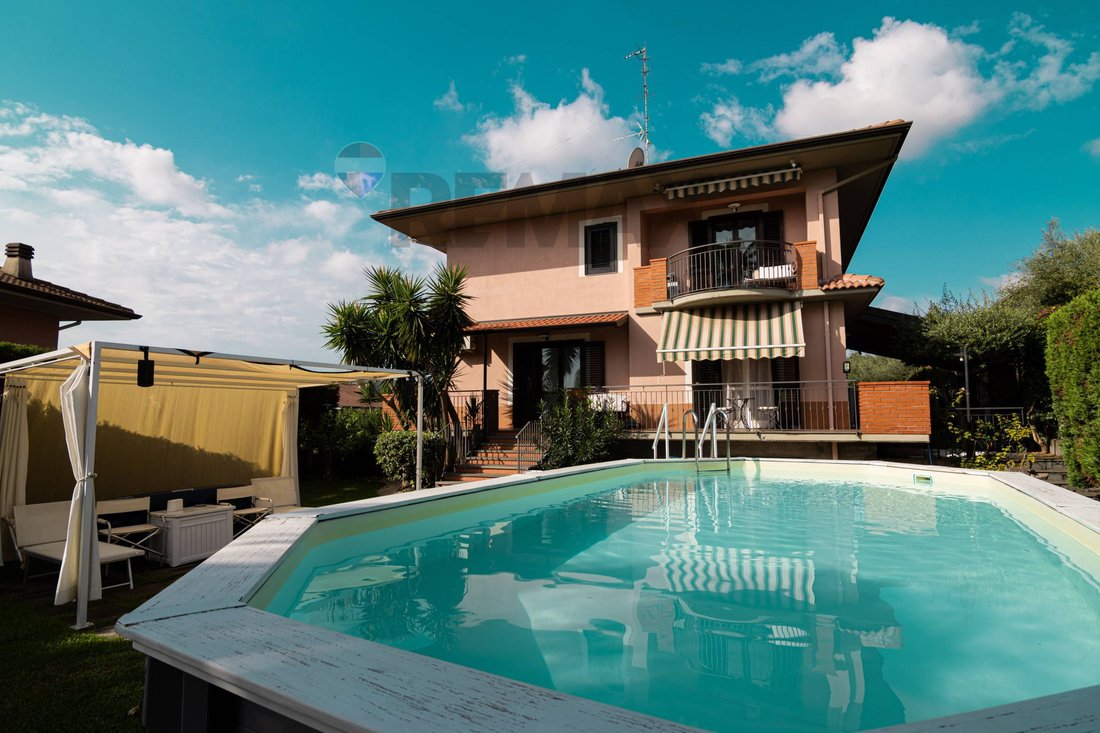Villa in Aci Sant'Antonio, Sicily, Italy 4 - 19076278