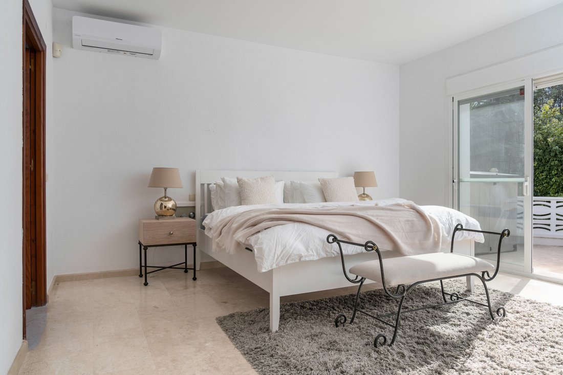 Villa à Marbella, Andalousie, Espagne 3 - 19077204