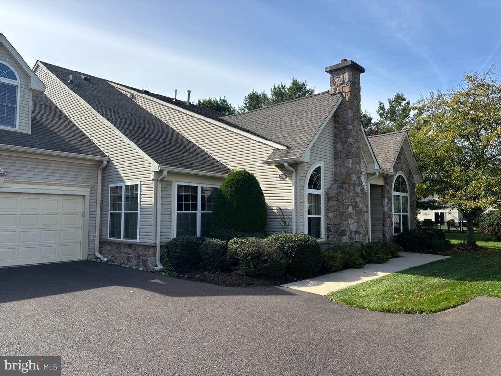 Townhouse in Langhorne, Pennsylvania, United States 1 - 19079575