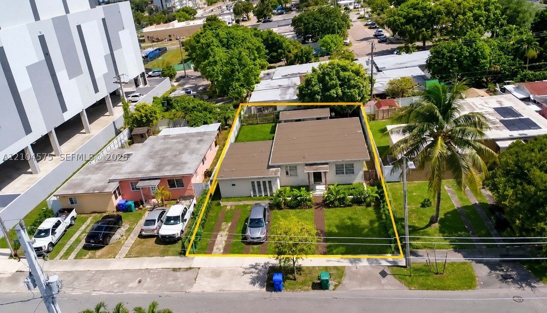 Casa a Coral Gables, Florida, Stati Uniti 2 - 19082682