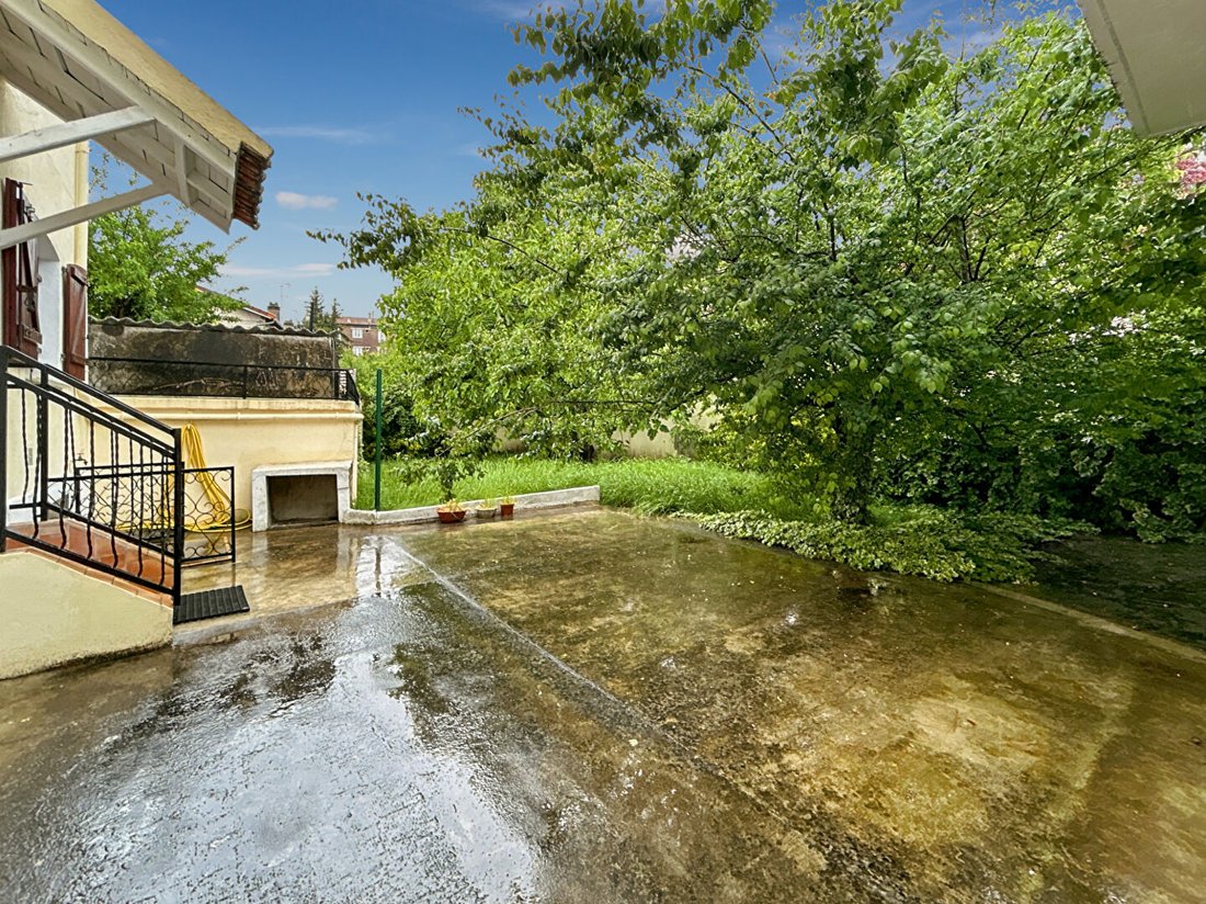 Casa en Vitry-sur-Seine, Isla de Francia, Francia 4 - 19079391