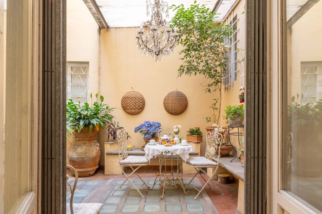 Apartment in Centro, Florence, Tuscany 4 - 19076179