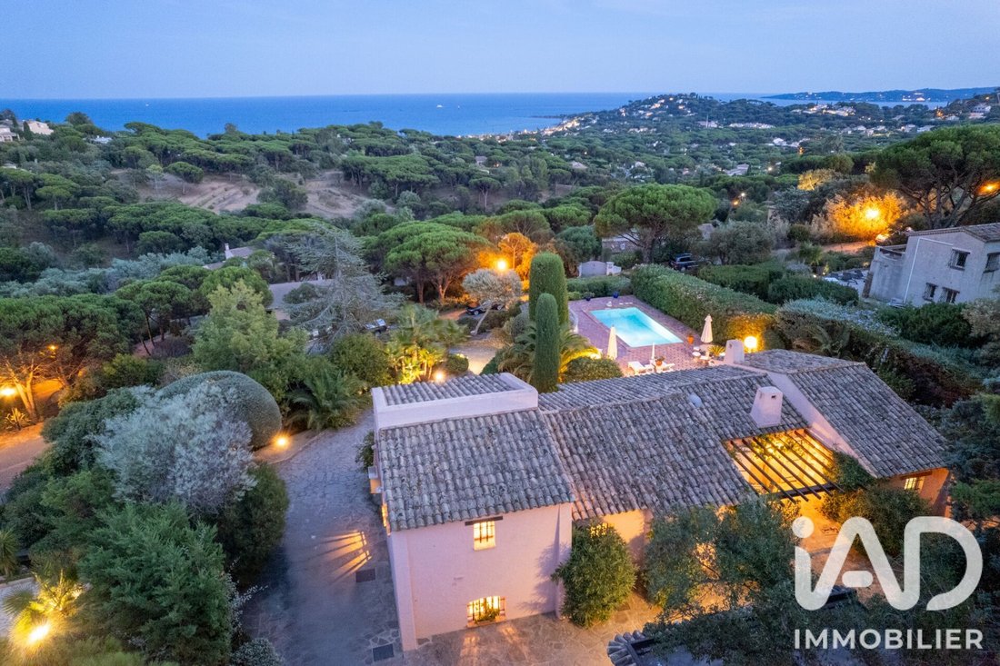 Casa a Nartelle-Noyer-Bellevue-bd dei Sardinaux, Sainte-Maxime, Francia 4 - 19083370
